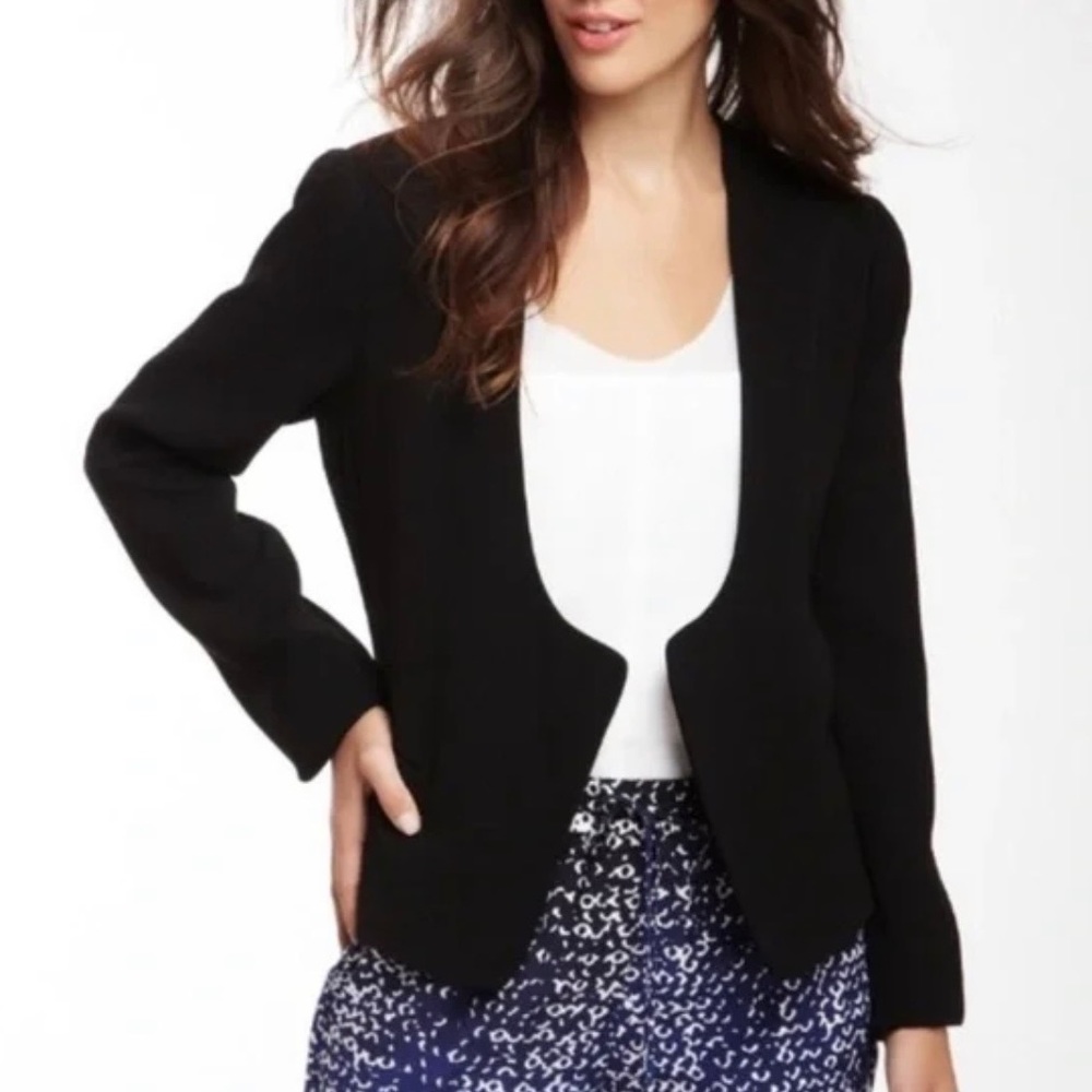 Diane von Furstenberg DVF Black Feriha Minimalist Curved Jacket Blazer 4